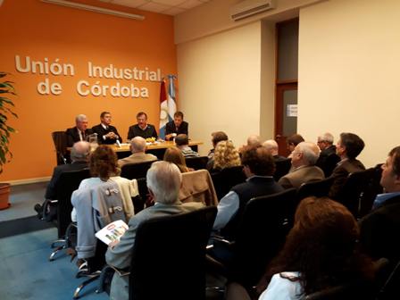 UGAR fue invitado a participar de reunión con autoridades de la Unión Industrial Argentina.-