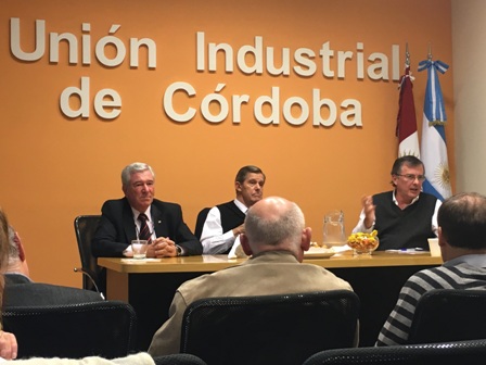 UGAR fue invitado a participar de reunión con autoridades de la Unión Industrial Argentina.-