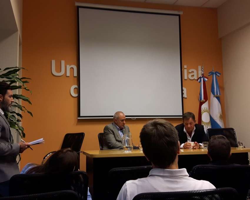 Capacitación para Dirigentes en nuevos contextos institucionales -