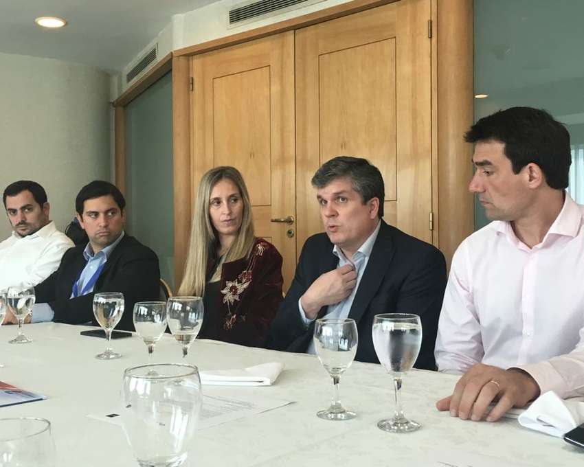 7ª Conferencia de Jóvenes Empresarios - Adaptarse y Trascender - El impacto Tecnológico en la empresa y la sociedad.-