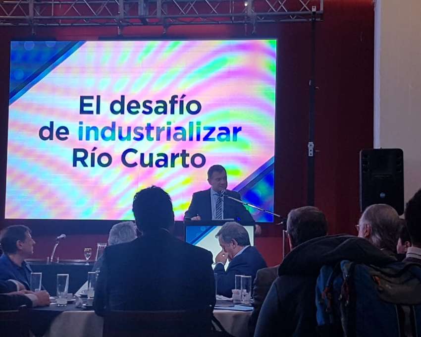 POS COLOQUIO INDUSTRIAL - El Desafío de Industrializar Río Cuarto