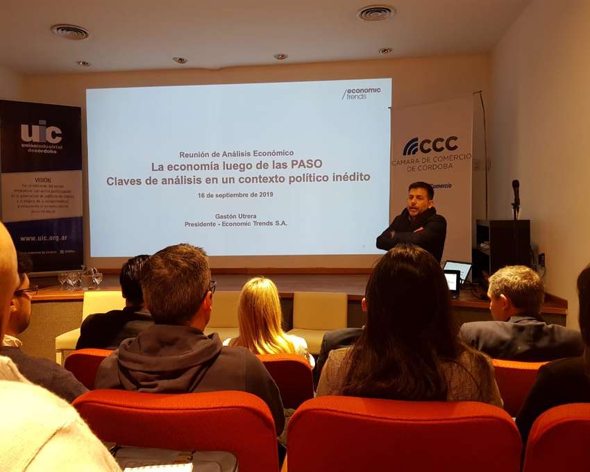 Departamento Joven presente en el evento «Rol de los jóvenes en el contexto actual y su mirada al futuro»